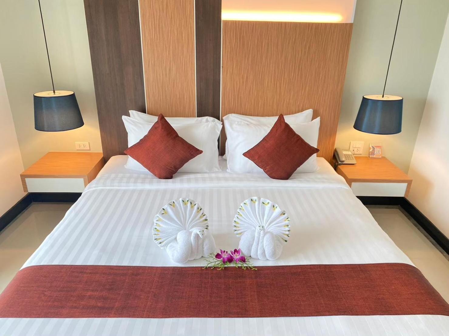 Siva Royal Hotel Phatthalung Exterior photo