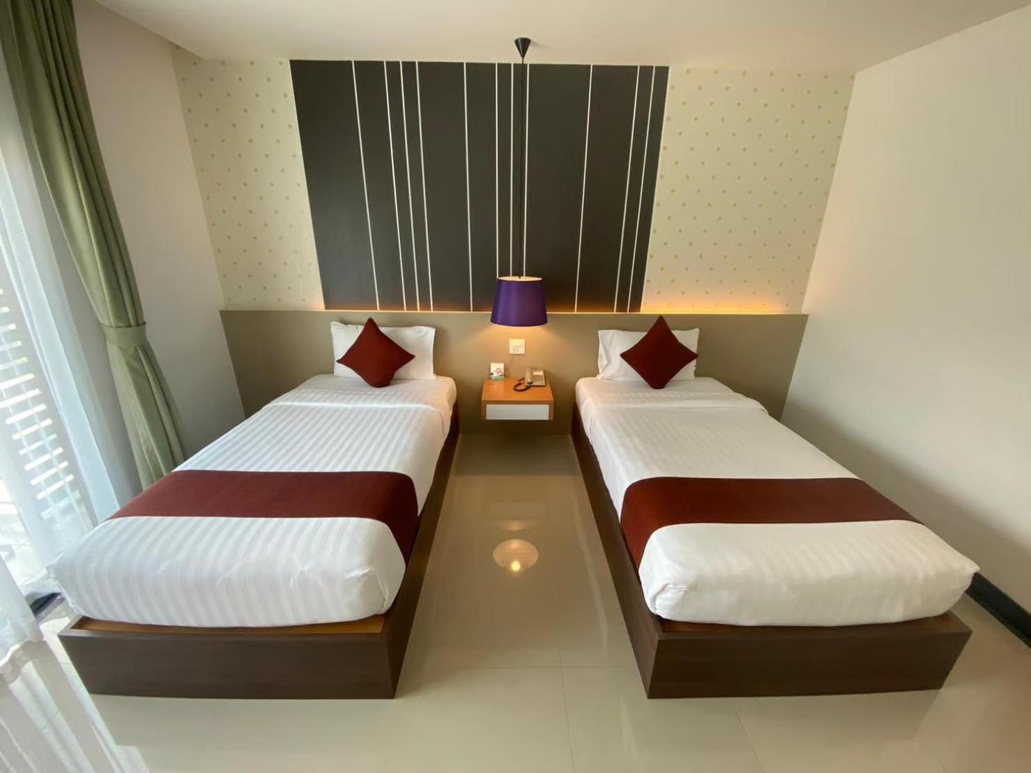 Siva Royal Hotel Phatthalung Exterior photo