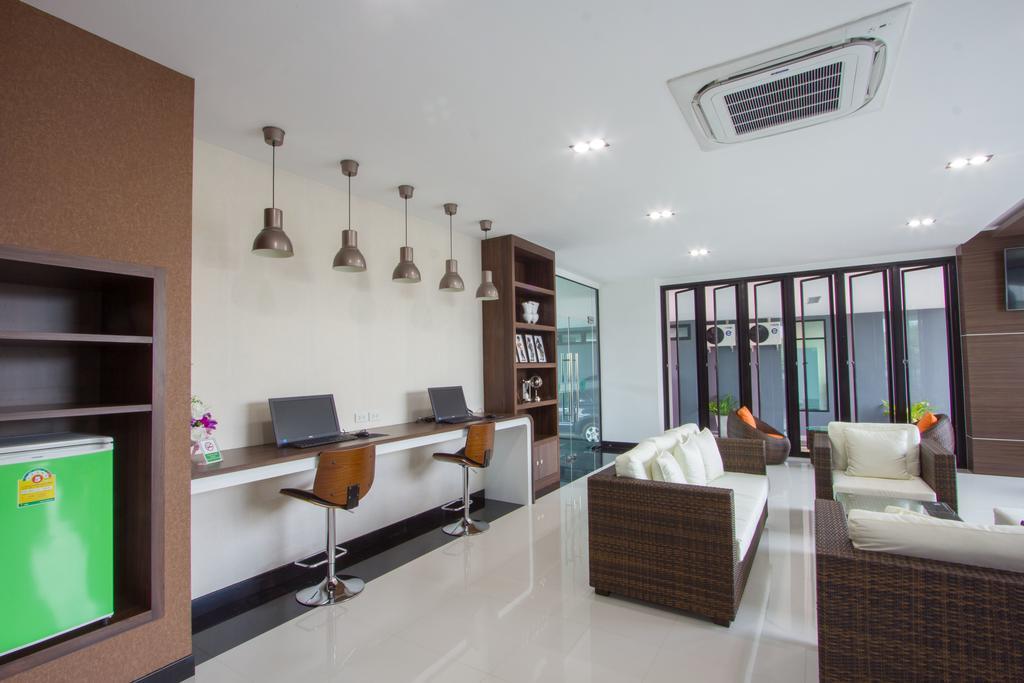 Siva Royal Hotel Phatthalung Exterior photo
