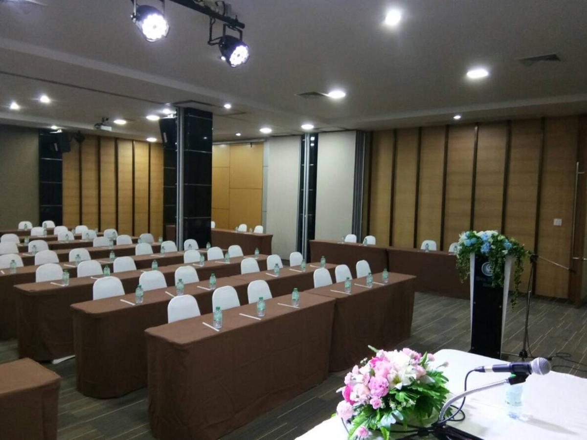 Siva Royal Hotel Phatthalung Exterior photo